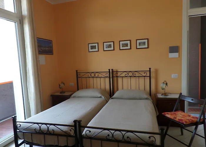 فندق مبيت وإفطار Partenza Funivia 3*